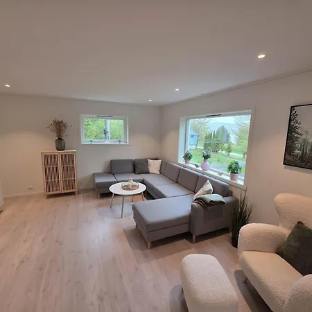 Villa Family For 9, Sunnmore Alps, Fjord, *